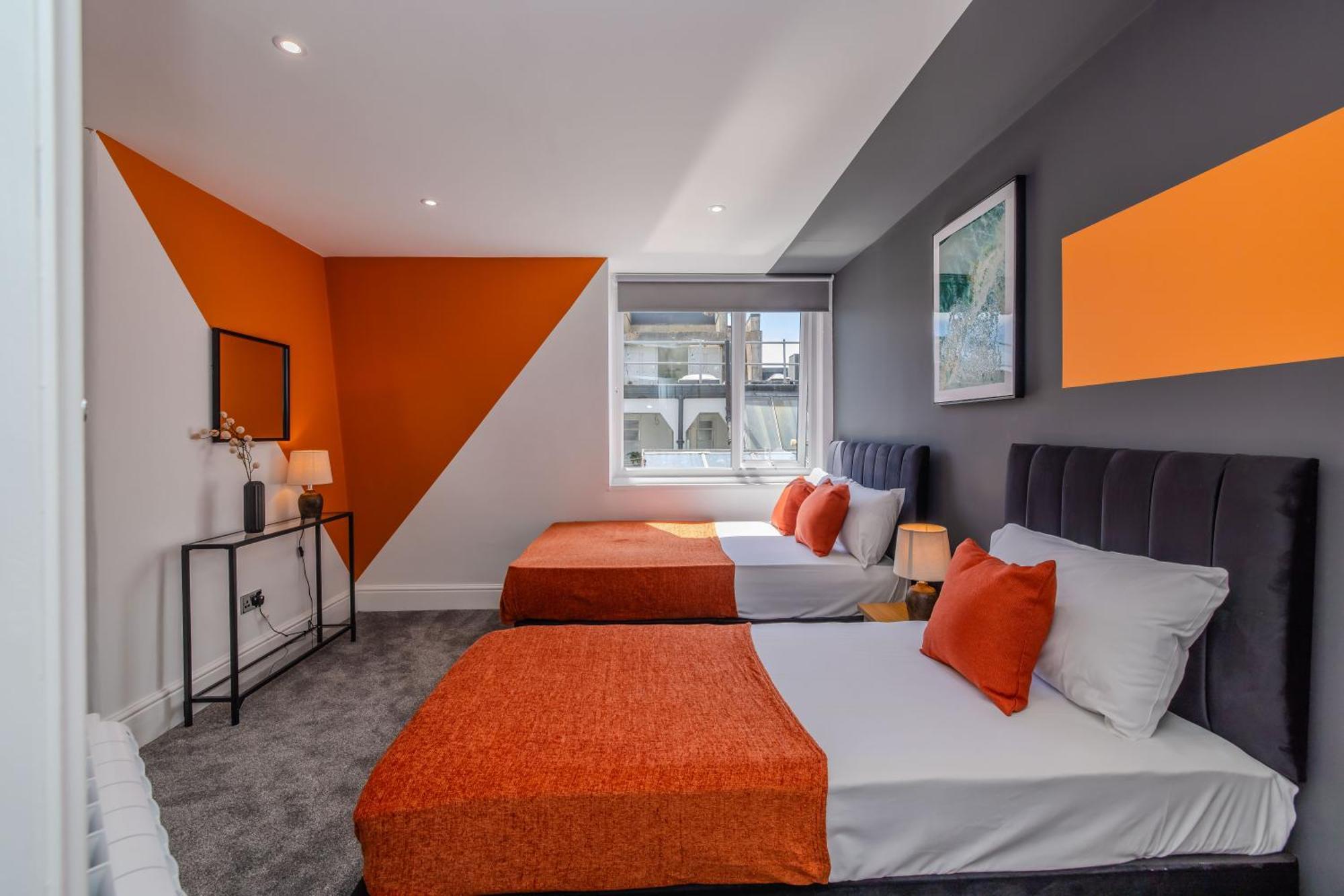 Amazing 3 Bedroom Flat I Next To Brighton Beach & Shopping Center Exterior photo
