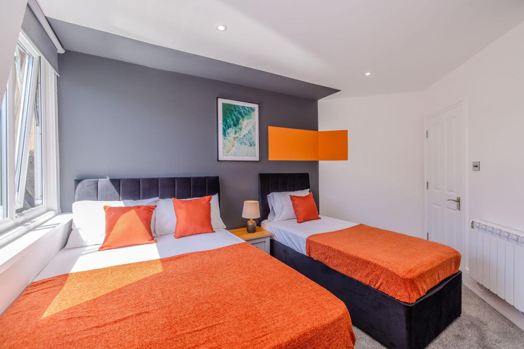Amazing 3 Bedroom Flat I Next To Brighton Beach & Shopping Center Exterior photo